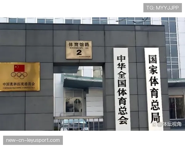 球场临时广告夜间安全检查与合格证发放流程，球场广告牌技术